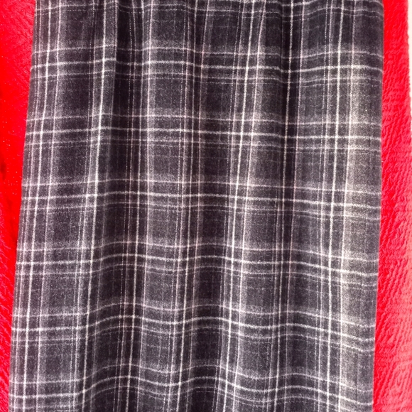 Hand Crafted Skirt - Picture 2 of 4